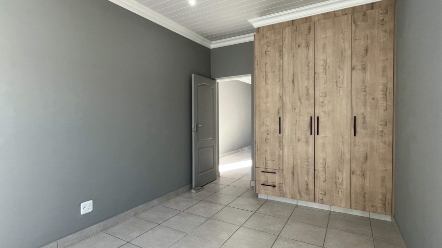 4 Bedroom Property for Sale in Island View Western Cape